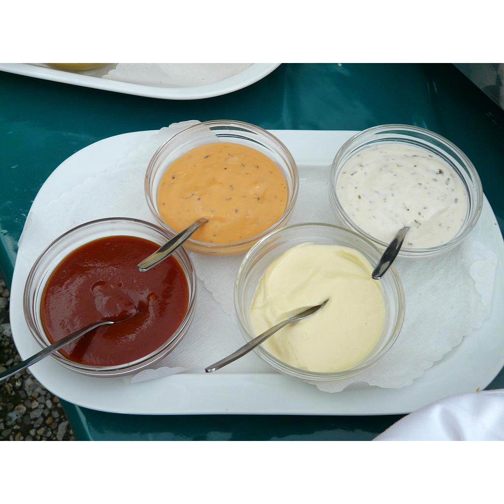 Aderezos y Salsas varias 10 Kg caja plástica