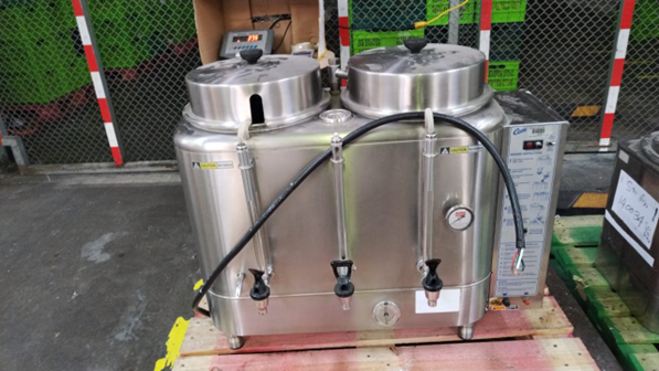 Mueble # 4 Dispensador de bebidas 37.5 kg